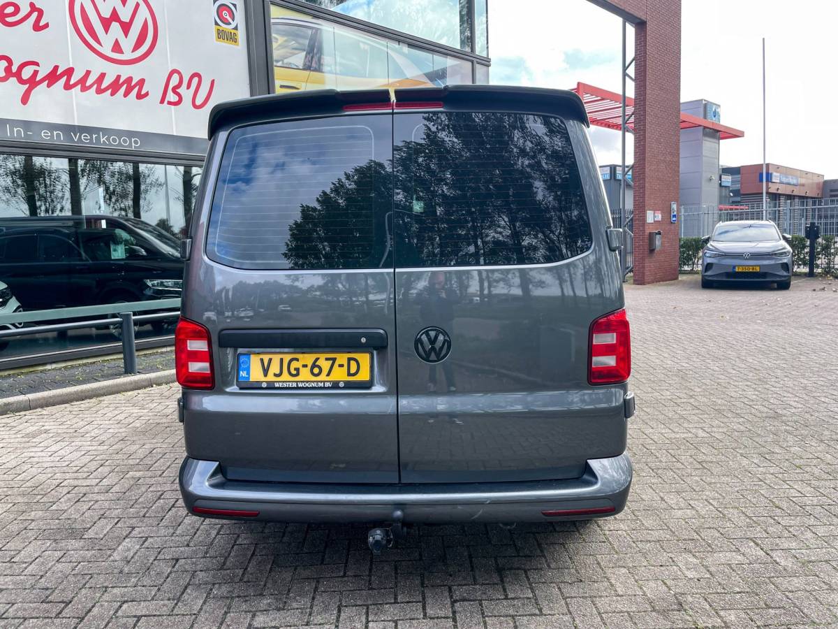 Volkswagen Transporter Volkswagen Transporter 2.0 TDI 150 pk L2H1 | Airco | 20″ Lmv | 3 zits | MARGE |