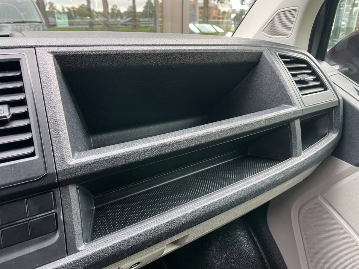 Volkswagen Transporter Volkswagen Transporter 2.0 TDI 150 pk L2H1 | Airco | 20″ Lmv | 3 zits | MARGE |