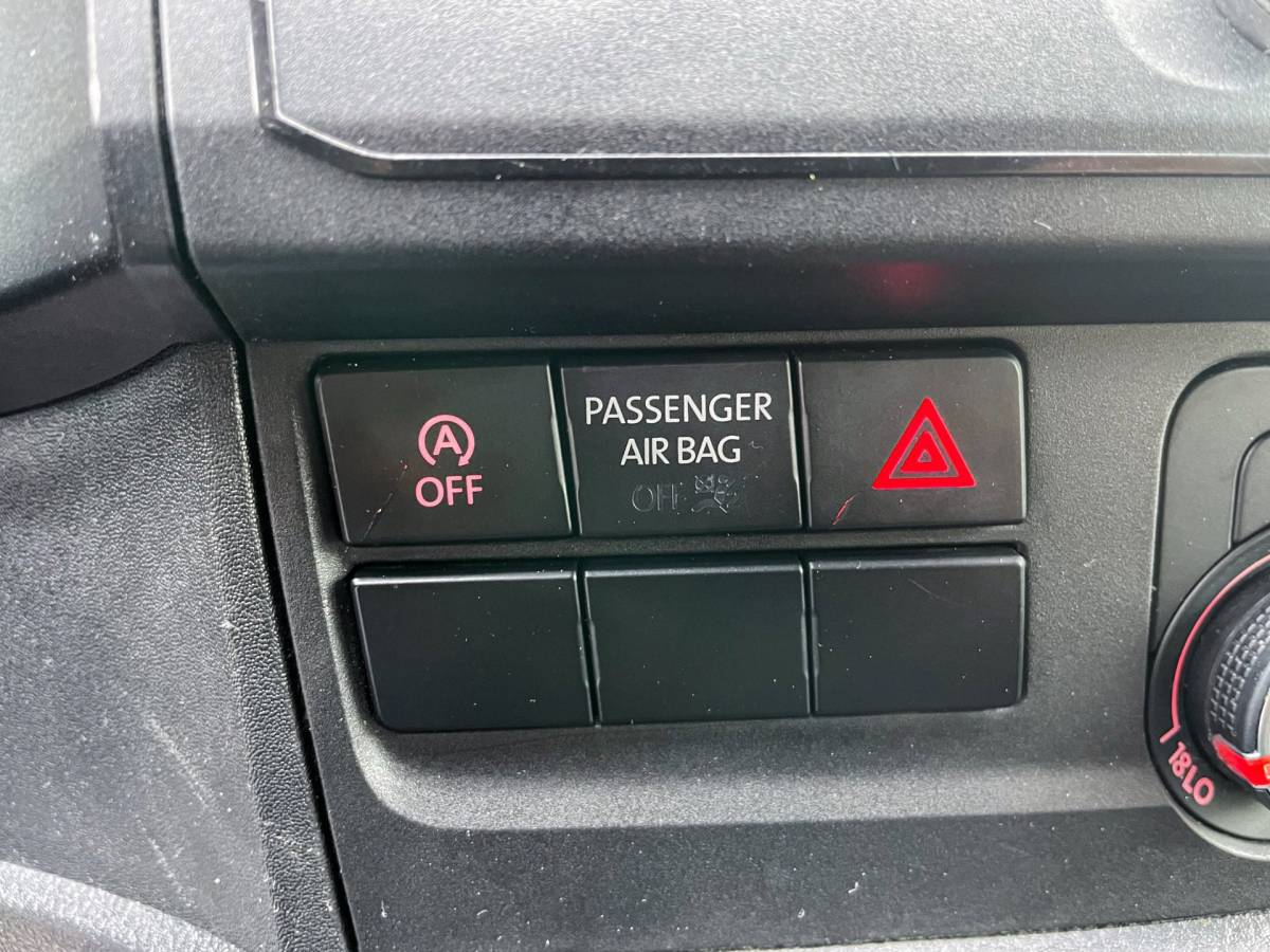 Volkswagen Transporter Volkswagen Transporter 2.0 TDI 150 pk L2H1 | Airco | 20″ Lmv | 3 zits | MARGE |