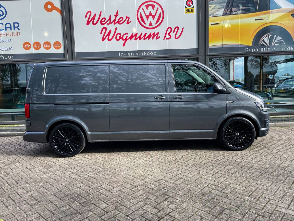 Volkswagen Transporter Volkswagen Transporter 2.0 TDI 150 pk L2H1 | Airco | 20″ Lmv | 3 zits | MARGE |