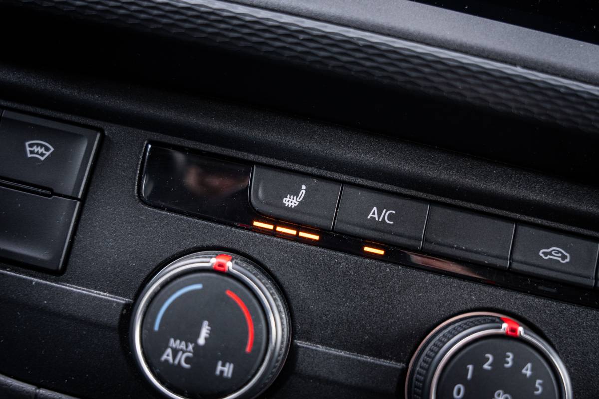 Volkswagen Transporter Volkswagen Transporter 2.0 TDI 150pk | L2 | Automaat | Stoelverwarming | Navigatie | Adaptieve cruise control |Carplay |