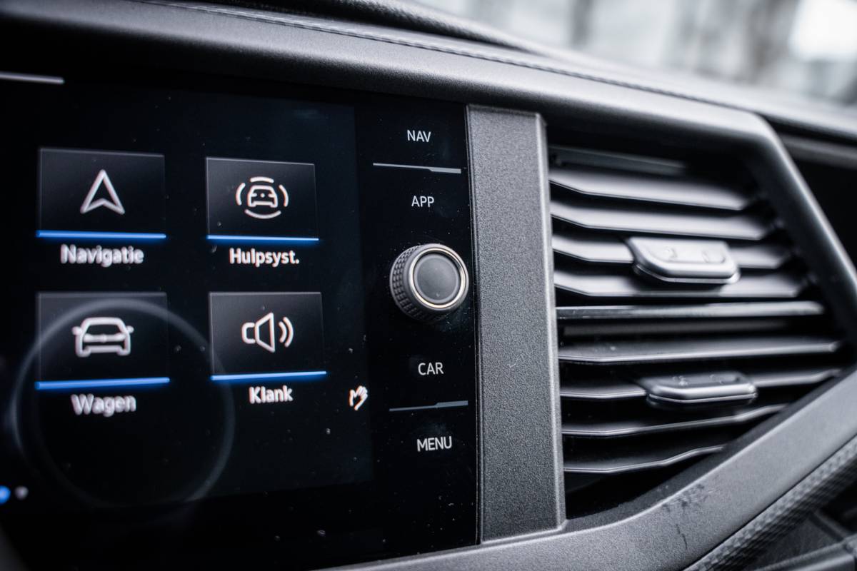 Volkswagen Transporter Volkswagen Transporter 2.0 TDI 150pk | L2 | Automaat | Stoelverwarming | Navigatie | Adaptieve cruise control |Carplay |