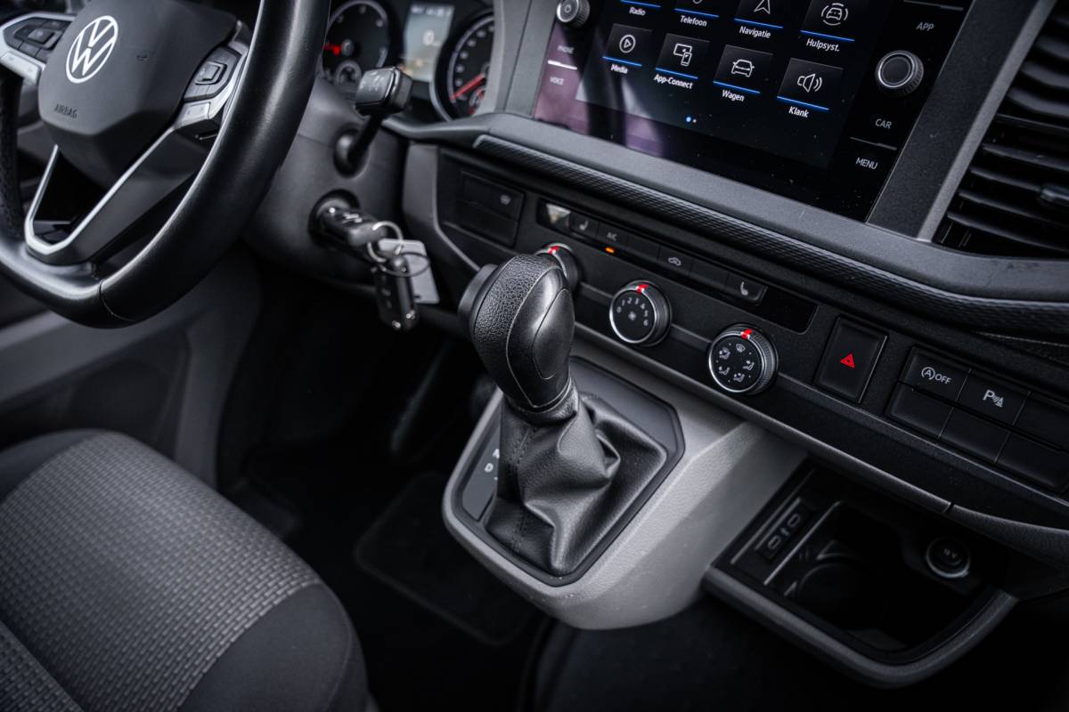 Volkswagen Transporter Volkswagen Transporter 2.0 TDI 150pk | L2 | Automaat | Stoelverwarming | Navigatie | Adaptieve cruise control |Carplay |