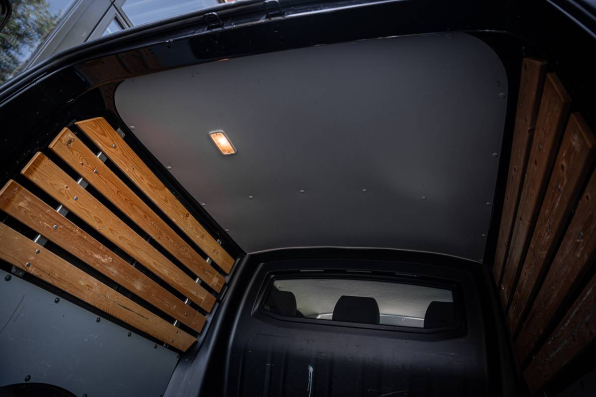 Volkswagen Transporter Volkswagen Transporter 2.0 TDI 150pk L2 DC | DSG | Trekhaak | PDC | Navigatie | Cruise | 18 LMV
