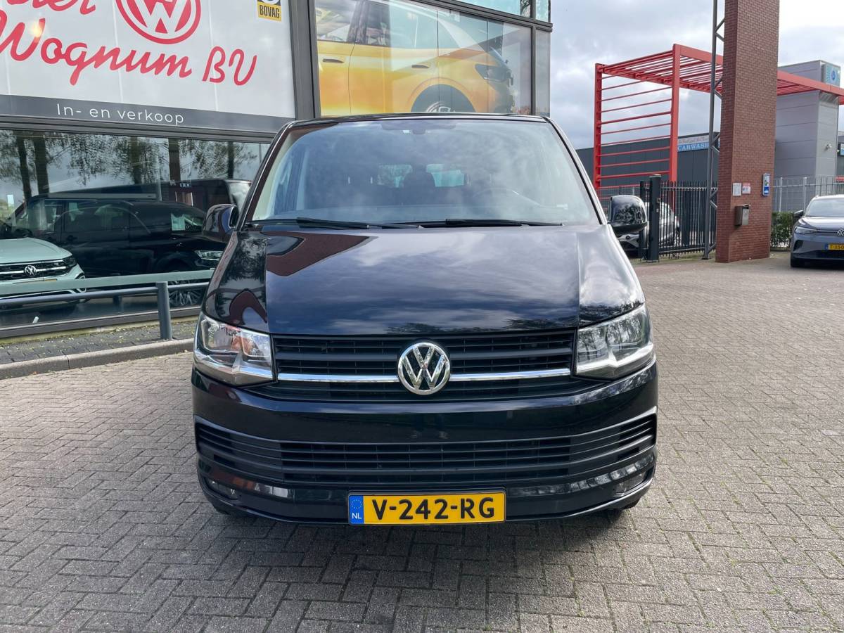 Volkswagen Transporter Volkswagen Transporter 2.0 TDI 150pk L2 DC | DSG | Trekhaak | PDC | Navigatie | Cruise | 18 LMV