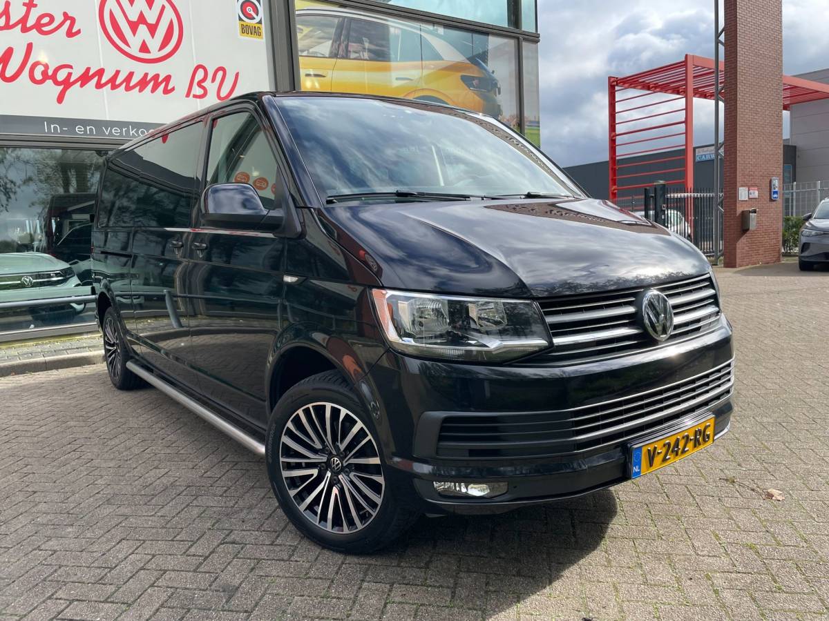 Volkswagen Transporter Volkswagen Transporter 2.0 TDI 150pk L2 DC | DSG | Trekhaak | PDC | Navigatie | Cruise | 18 LMV