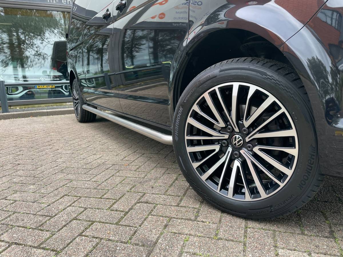 Volkswagen Transporter Volkswagen Transporter 2.0 TDI 150pk L2 DC | DSG | Trekhaak | PDC | Navigatie | Cruise | 18 LMV