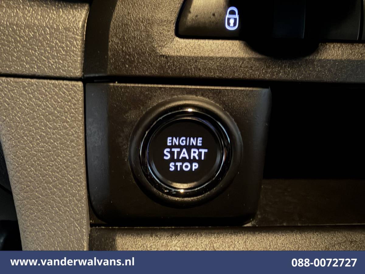 Peugeot Expert Peugeot Expert 1.5 BlueHDI 120pk L1H1 Euro6 Airco | Camera | Trekhaak | Apple Carplay Cruisecontrol, Android Auto, Parkeersensoren, Bijrijdersbank