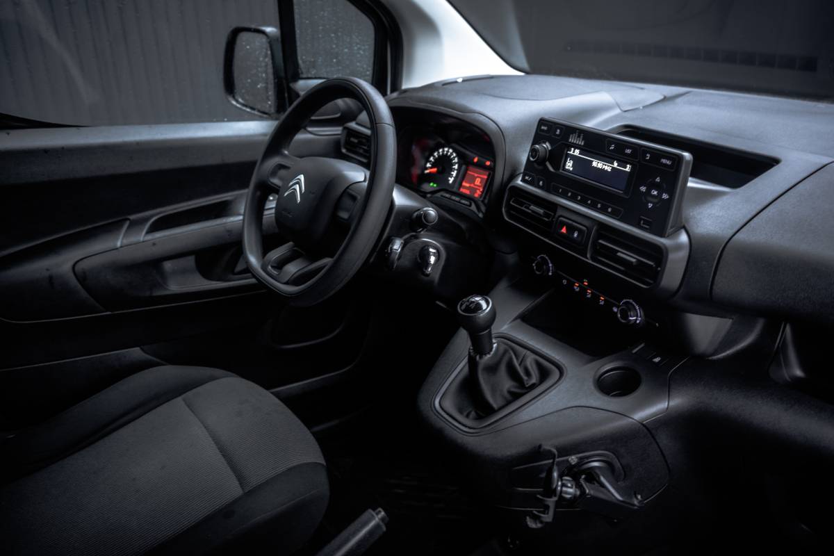 Citroën Berlingo Citroën Berlingo **1.5 BlueHDI Control | Airco | Bluetooth |Schuifdeur rechts**