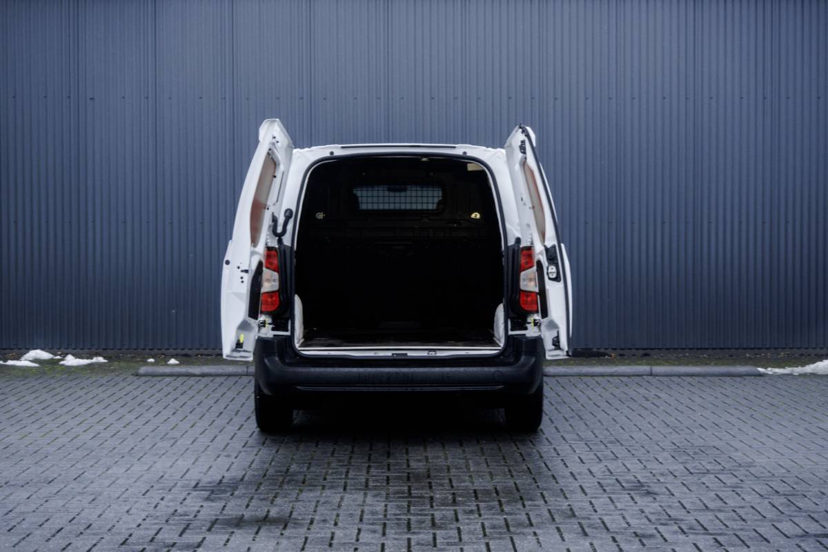 Citroën Berlingo Citroën Berlingo **1.5 BlueHDI Control | Airco | Bluetooth |Schuifdeur rechts**