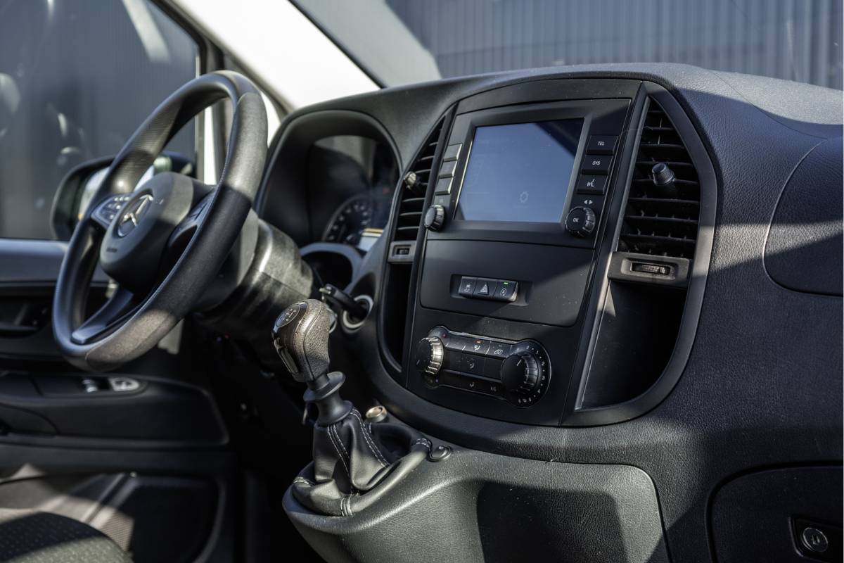 Mercedes-Benz Vito Mercedes-Benz Vito **116 CDI L2H1 | 164 PK | Euro 6 | Cruise | Carplay | Airco | Camera | PDC**