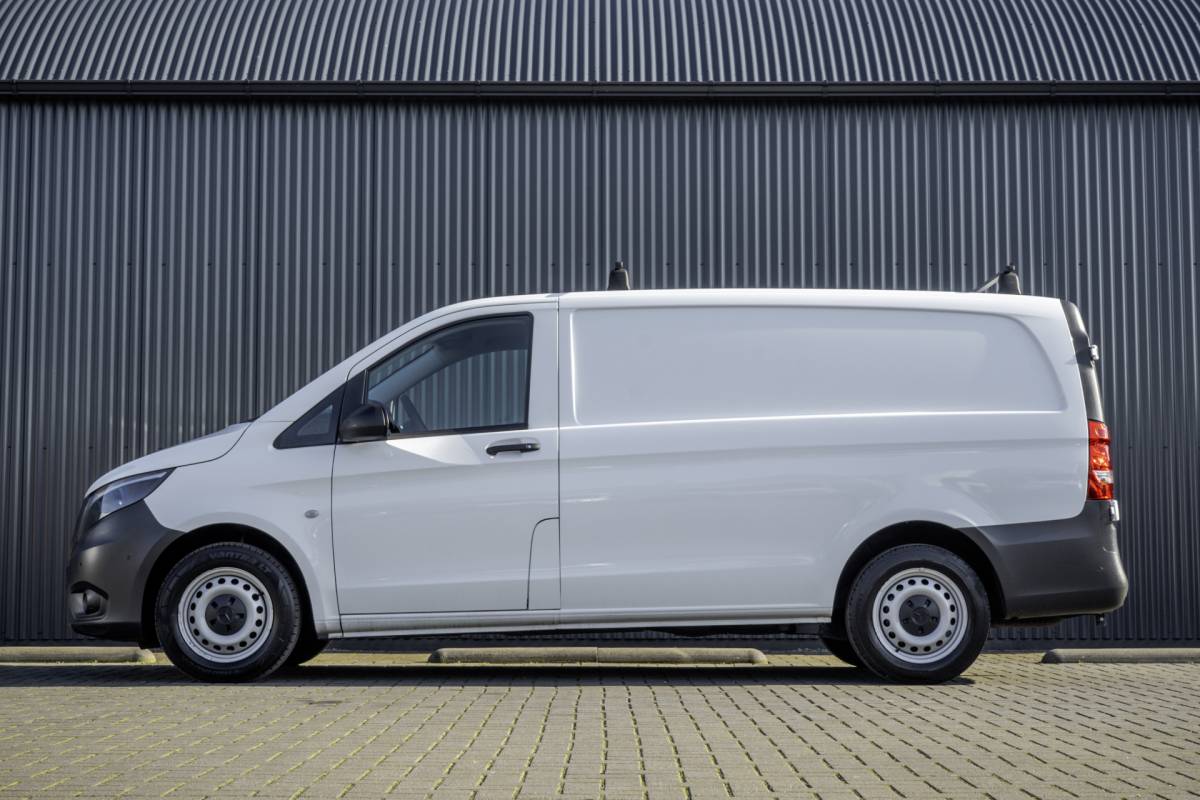 Mercedes-Benz Vito Mercedes-Benz Vito **116 CDI L2H1 | 164 PK | Euro 6 | Cruise | Carplay | Airco | Camera | PDC**