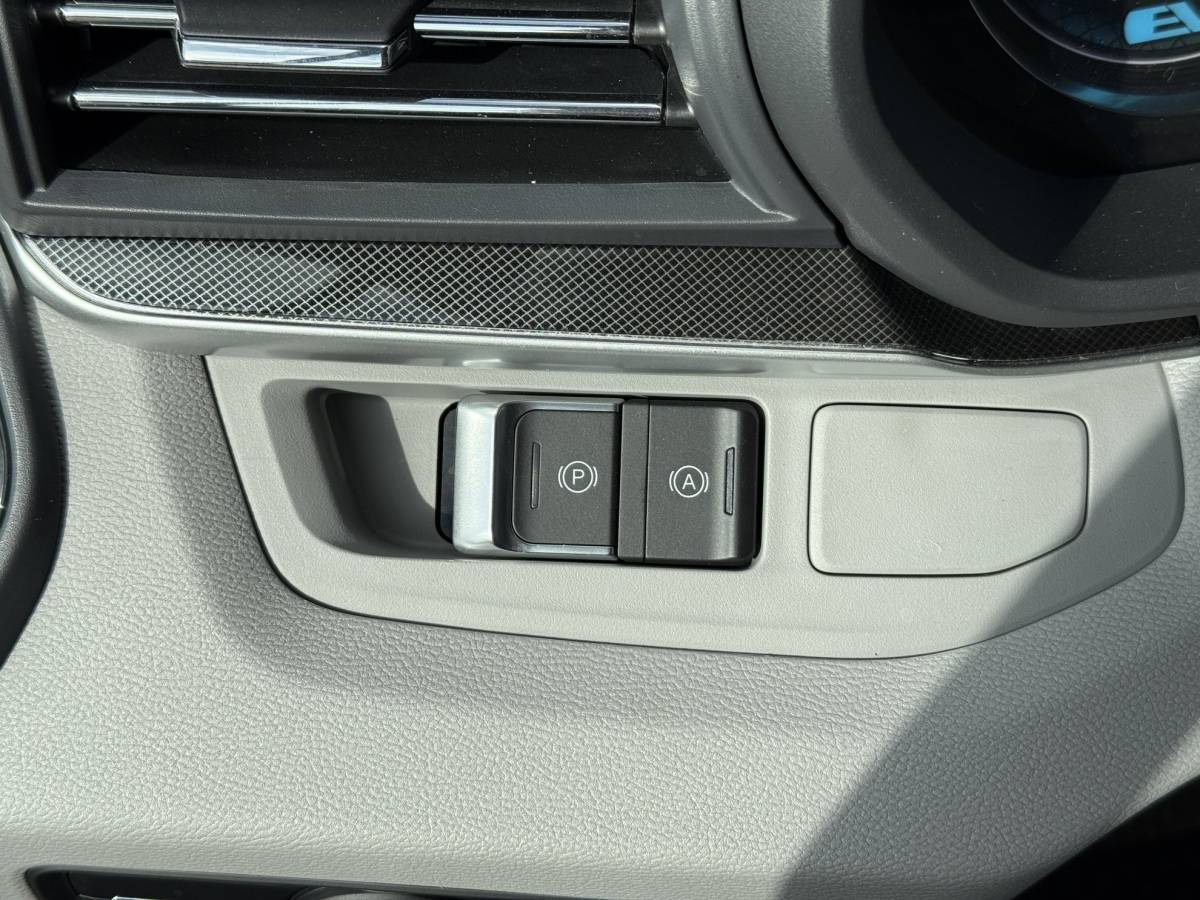 Maxus eDeliver9 Nieuw! Elektrisch L3H2 355km WLTP Snelladen Adaptieve Cruise Airco LED Carplay Camera Stoelverwarming Parkeersensoren v+a
