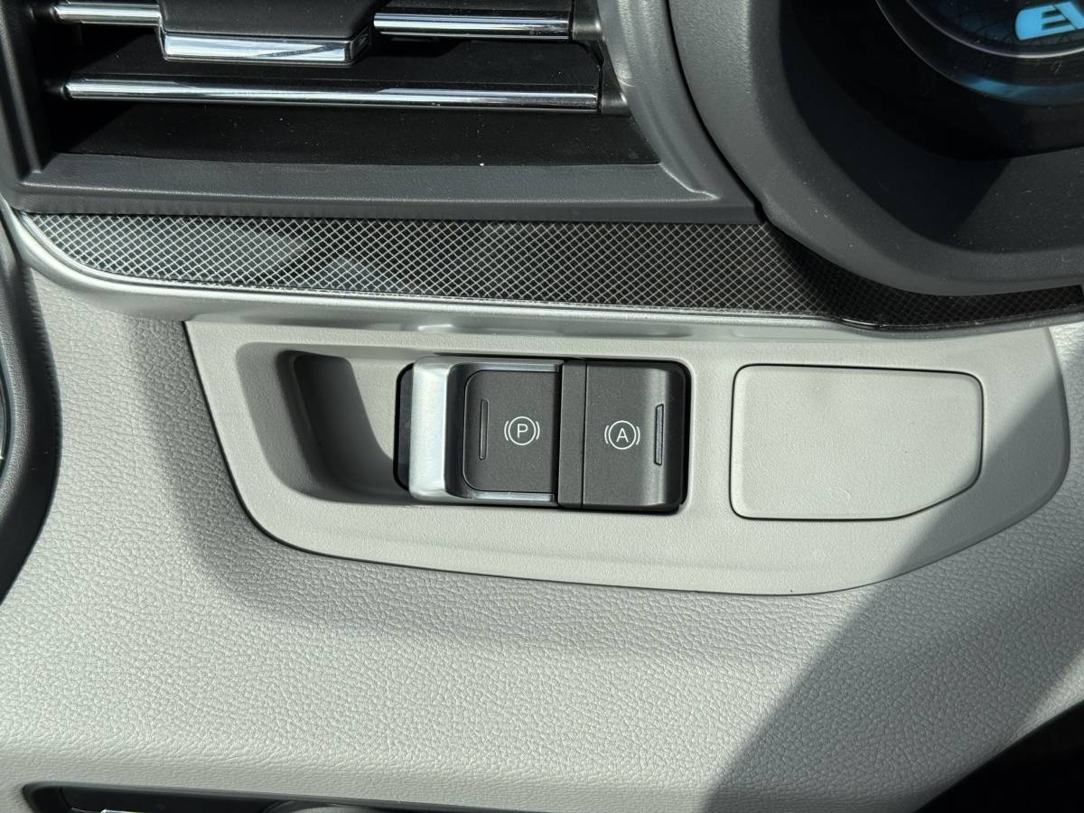 Maxus eDeliver9 Nieuw! Elektrisch L3H2 355km WLTP Snelladen Adaptieve Cruise Airco LED Carplay Camera Stoelverwarming Parkeersensoren v+a