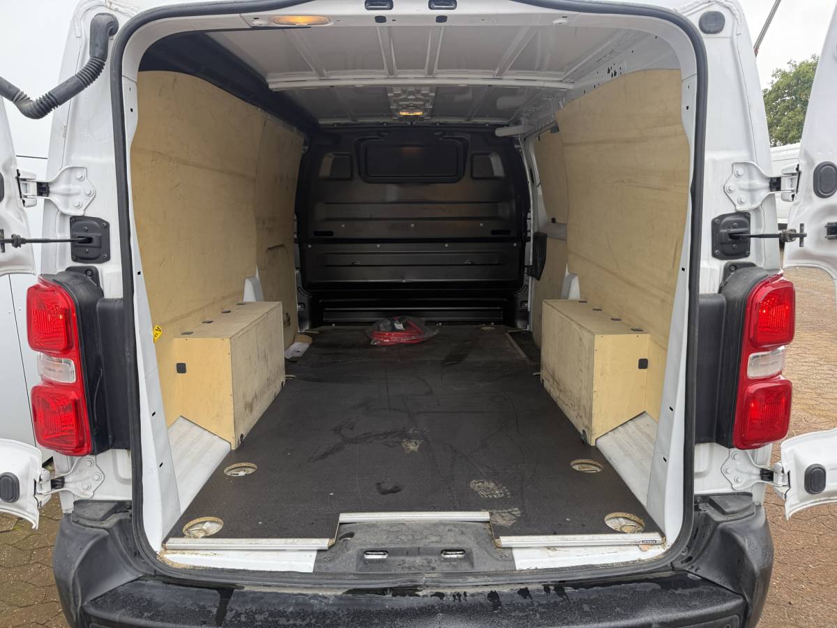 Opel Vivaro-e L3H1 Elektrisch 330km WLTP Snelladen Climate Control Cruise Control Carplay Camera Parkeersensoren v+a