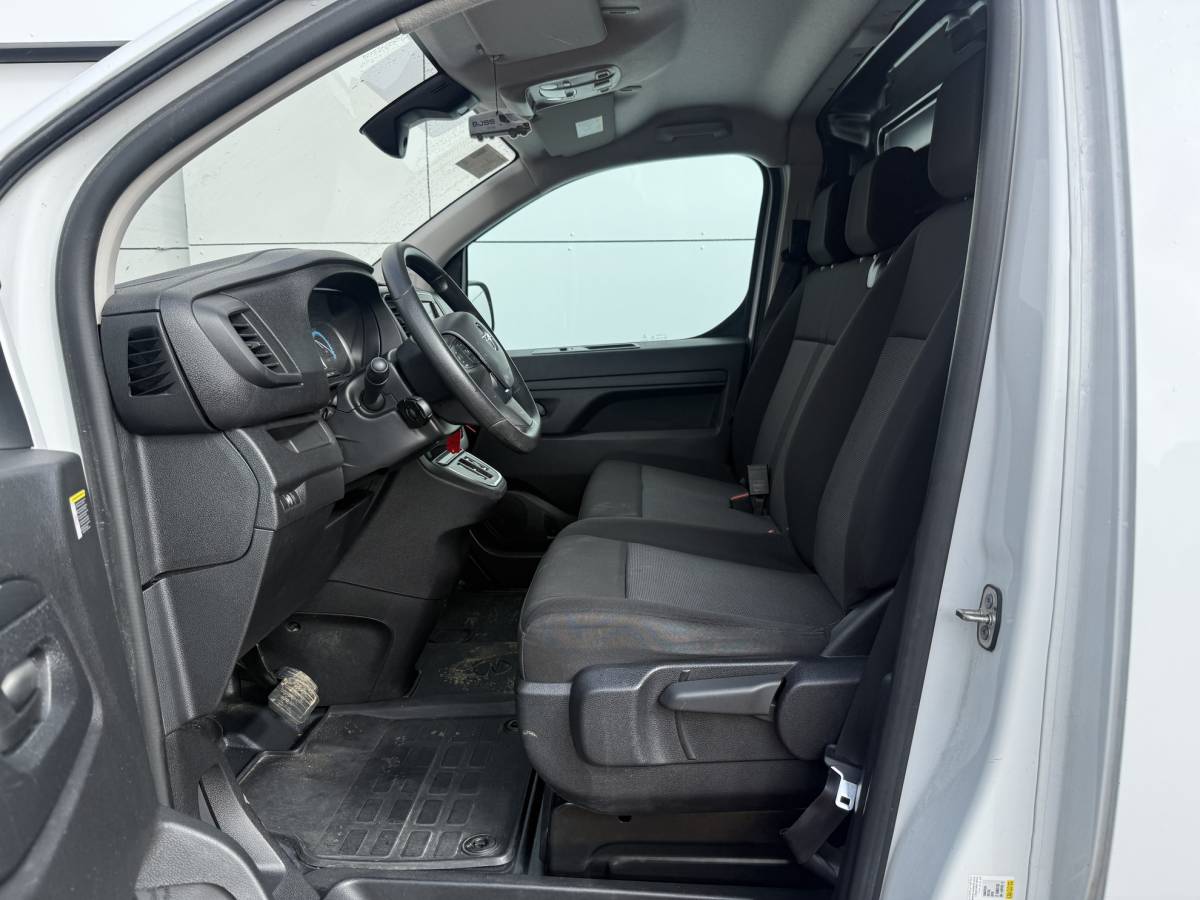 Opel Vivaro-e L3H1 Elektrisch 330km WLTP Snelladen Climate Control Cruise Control Carplay Camera Parkeersensoren v+a