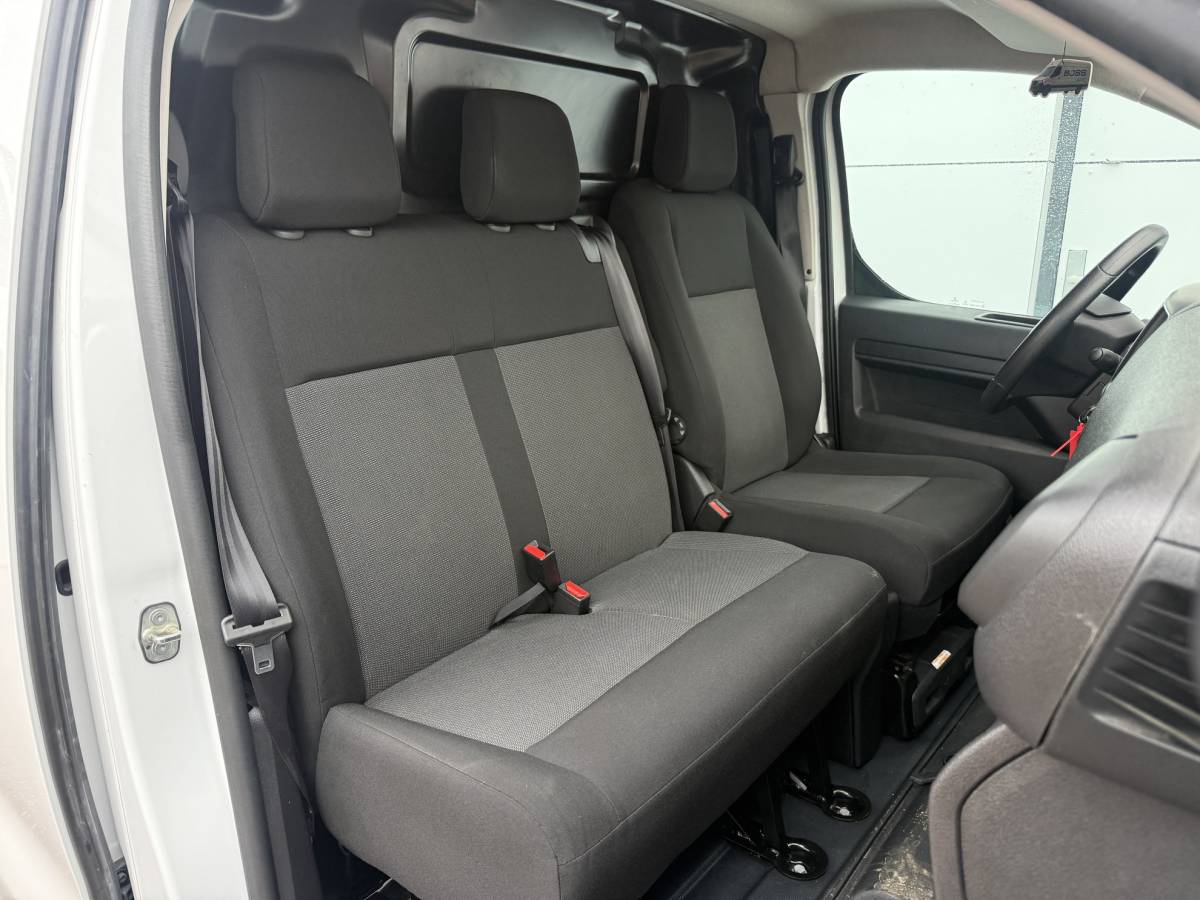 Opel Vivaro-e L3H1 Elektrisch 330km WLTP Snelladen Climate Control Cruise Control Carplay Camera Parkeersensoren v+a