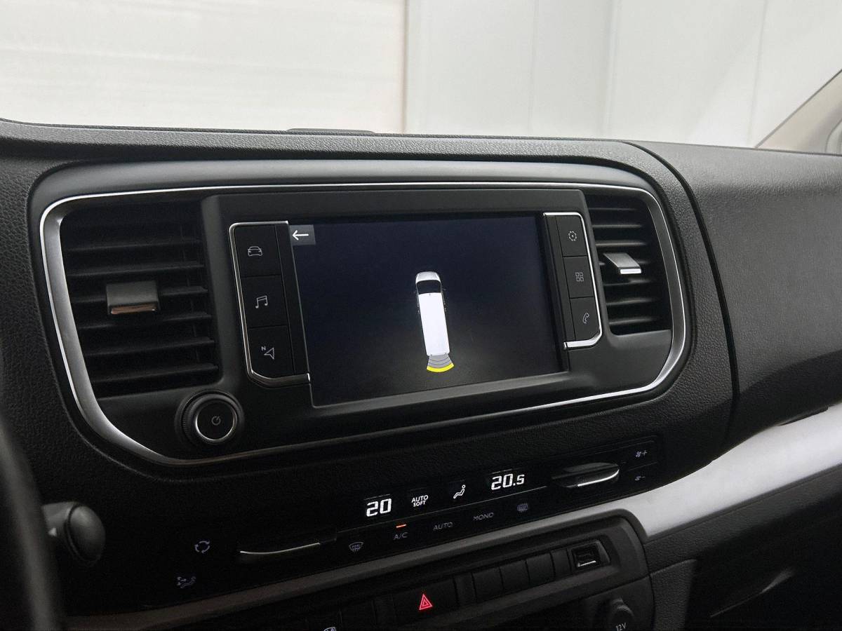 Opel Vivaro Opel Vivaro 2.0 BlueHDi 145PK L3 Automaat Airco Navigatie Cruise Control Trekhaak