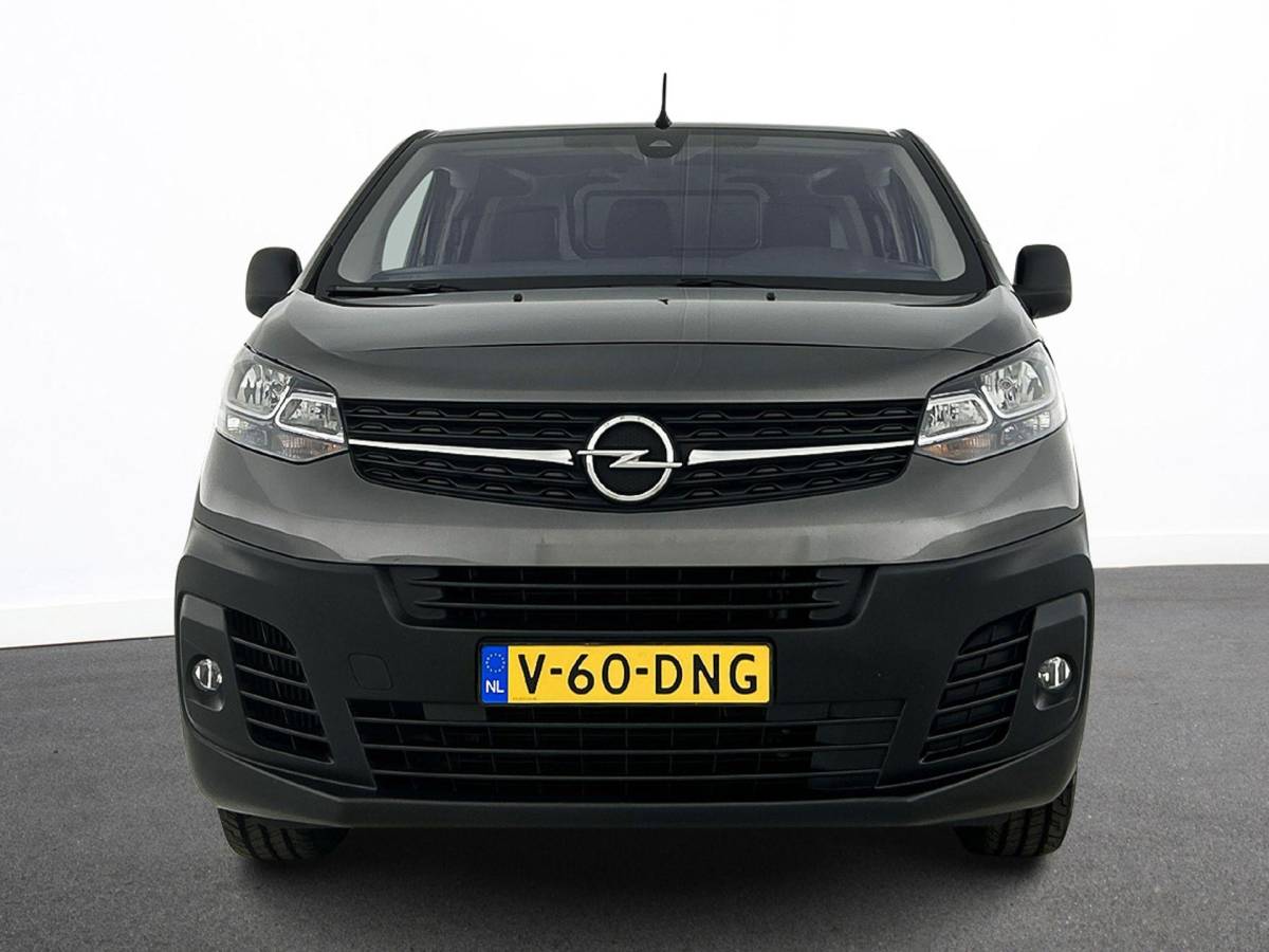 Opel Vivaro Opel Vivaro 2.0 BlueHDi 145PK L3 Automaat Airco Navigatie Cruise Control Trekhaak