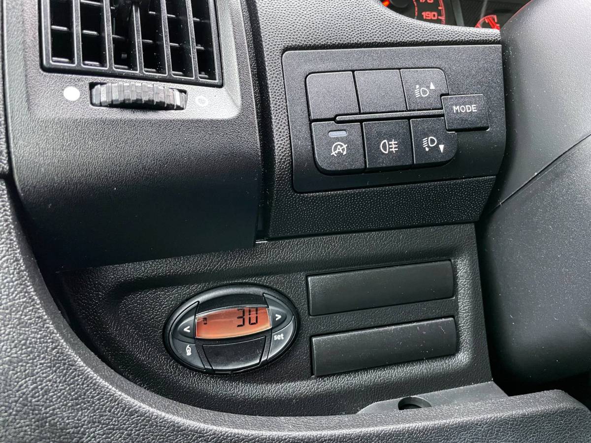Peugeot Boxer Peugeot Boxer L2H2 2.2 HDI 120 pk | Airco | Standkachel | Cruise | Camera | PDC