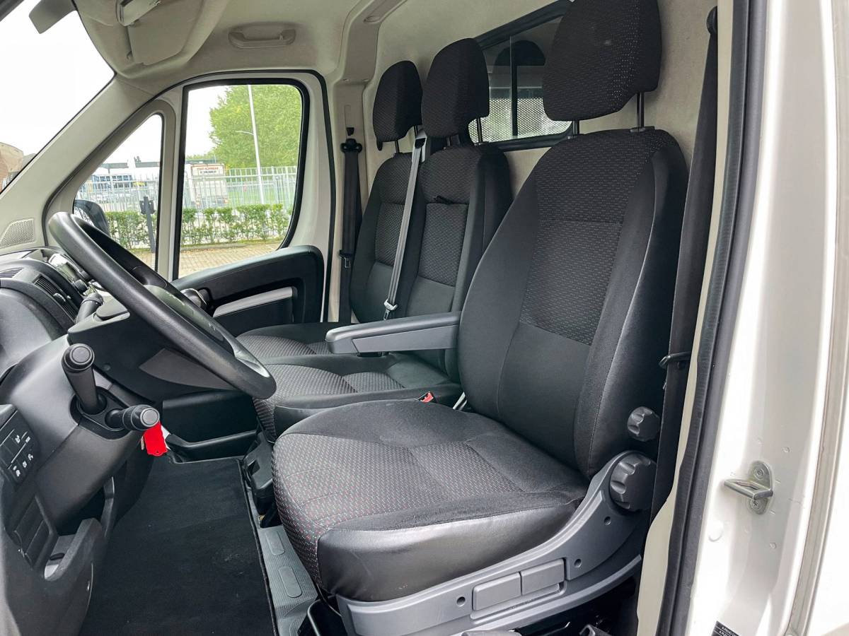 Peugeot Boxer Peugeot Boxer L2H2 2.2 HDI 120 pk | Airco | Standkachel | Cruise | Camera | PDC