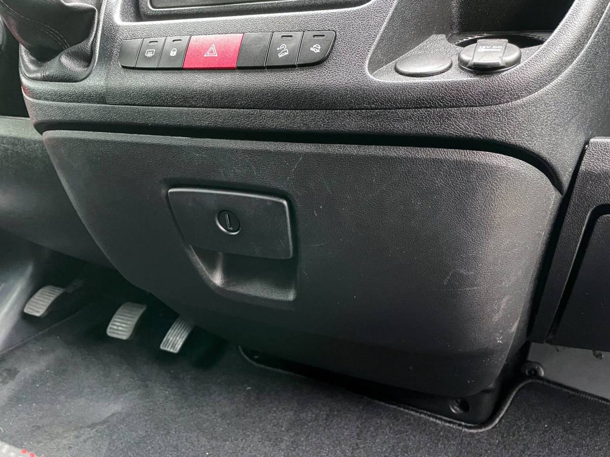 Peugeot Boxer Peugeot Boxer L2H2 2.2 HDI 120 pk | Airco | Standkachel | Cruise | Camera | PDC