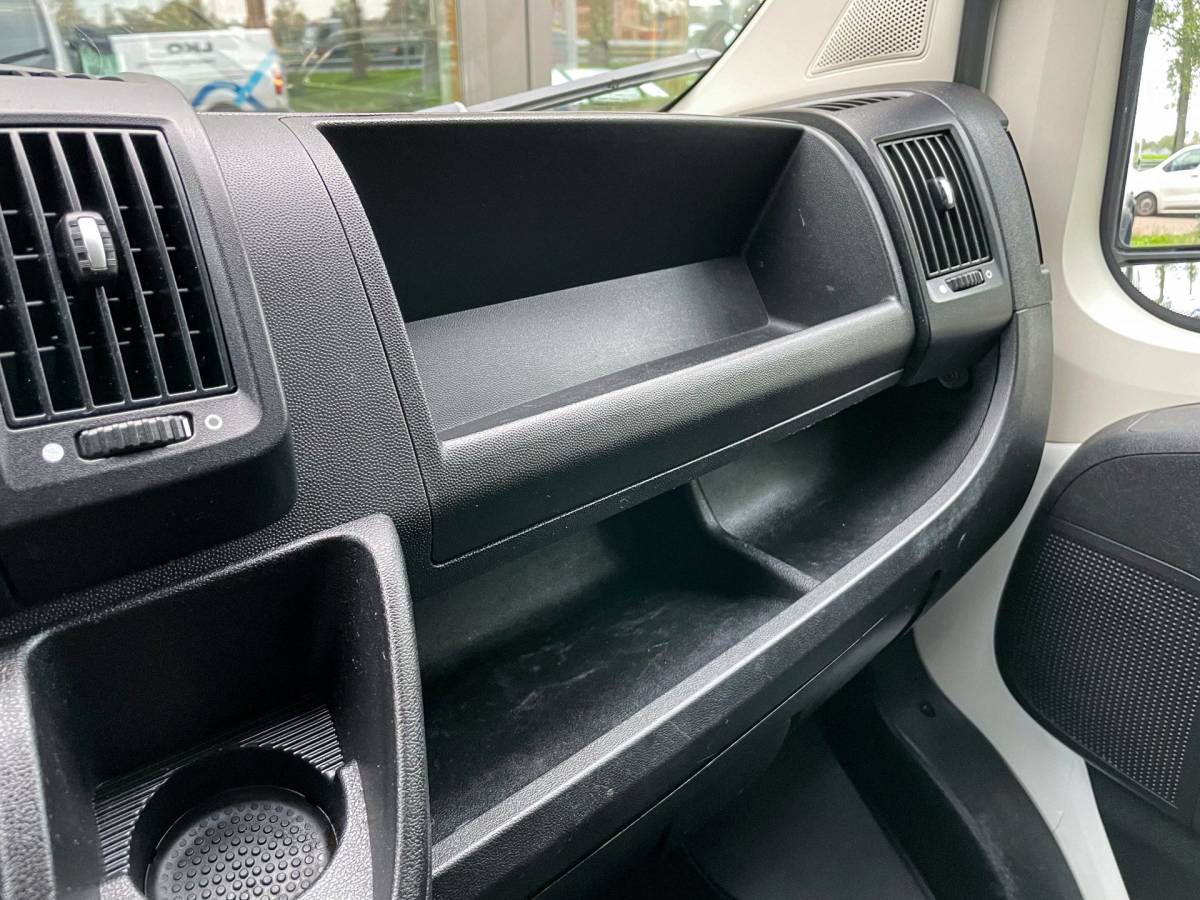 Peugeot Boxer Peugeot Boxer L2H2 2.2 HDI 120 pk | Airco | Standkachel | Cruise | Camera | PDC