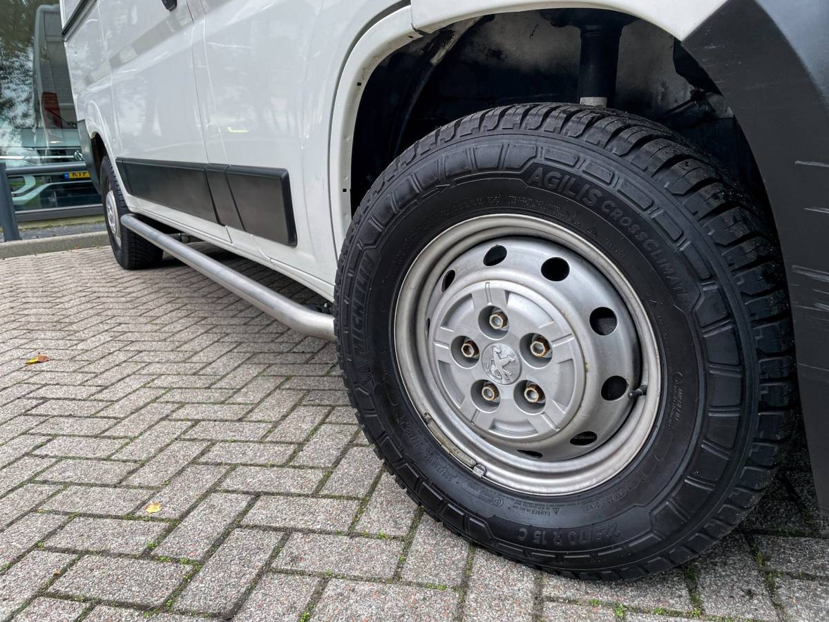 Peugeot Boxer Peugeot Boxer L2H2 2.2 HDI 120 pk | Airco | Standkachel | Cruise | Camera | PDC