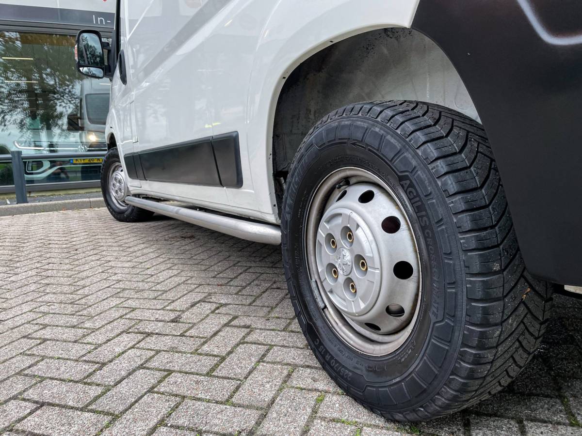 Peugeot Boxer Peugeot Boxer L2H2 2.2 HDI 120 pk | Airco | Standkachel | Cruise | Camera | PDC