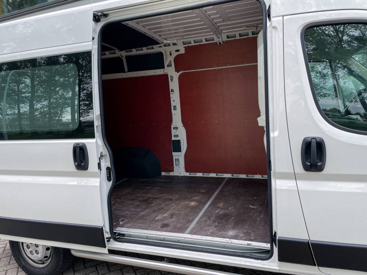 Peugeot Boxer Peugeot Boxer L2H2 2.2 HDI 120 pk | Airco | Standkachel | Cruise | Camera | PDC