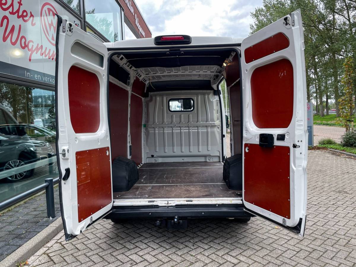 Peugeot Boxer Peugeot Boxer L2H2 2.2 HDI 120 pk | Airco | Standkachel | Cruise | Camera | PDC