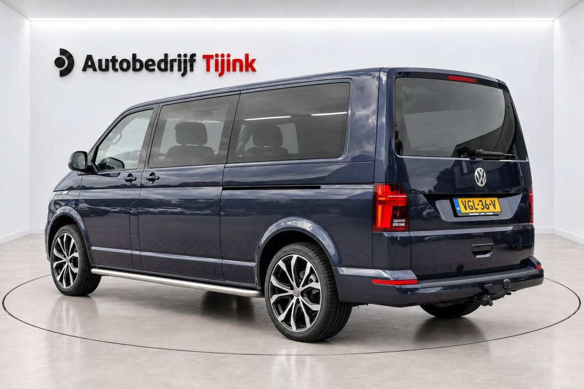 Volkswagen Transporter Volkswagen Transporter 2.0 TDI L2H1 150PK DSG DC Bulli | ACC | 2x Schuifdeur | LED | Virtual | Trekhaak | Sluithulp | Camera | App-connect | LMV |