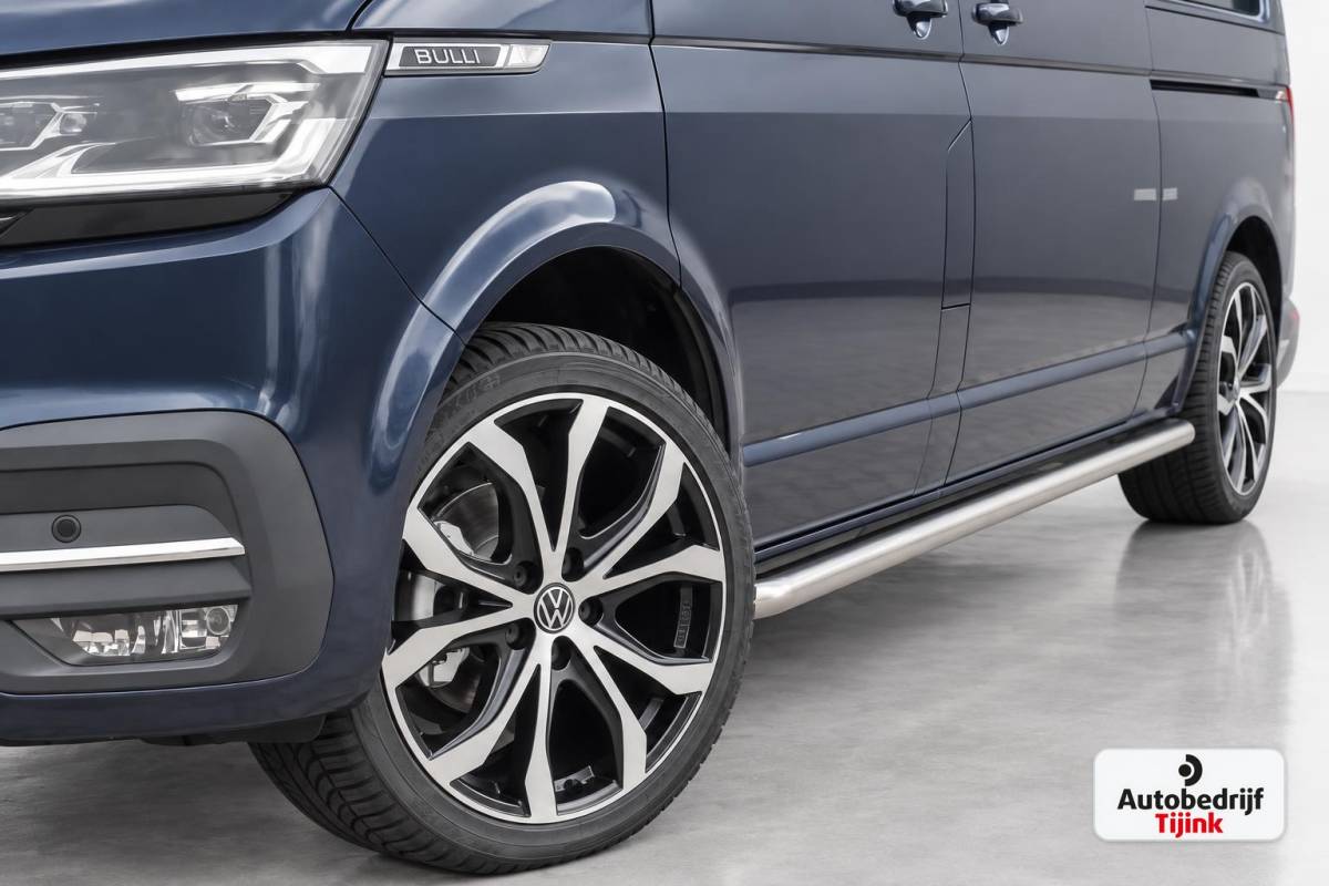 Volkswagen Transporter Volkswagen Transporter 2.0 TDI L2H1 150PK DSG DC Bulli | ACC | 2x Schuifdeur | LED | Virtual | Trekhaak | Sluithulp | Camera | App-connect | LMV |