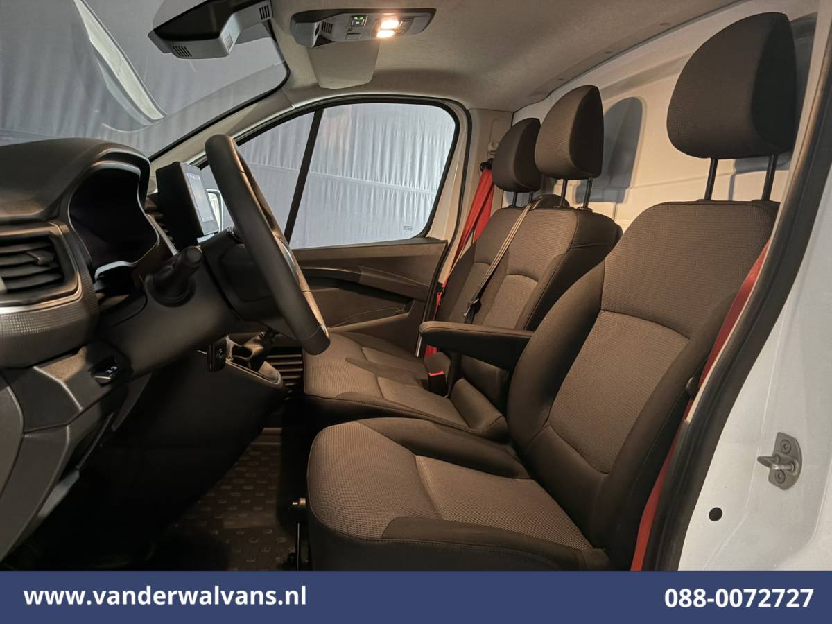 Renault Trafic Renault Trafic 2.0 Blue dCi 130pk L2H1 Euro6 Airco | LED |  2500kg Trekhaak | Cruisecontrol Parkeersensoren, Bijrijdersbank