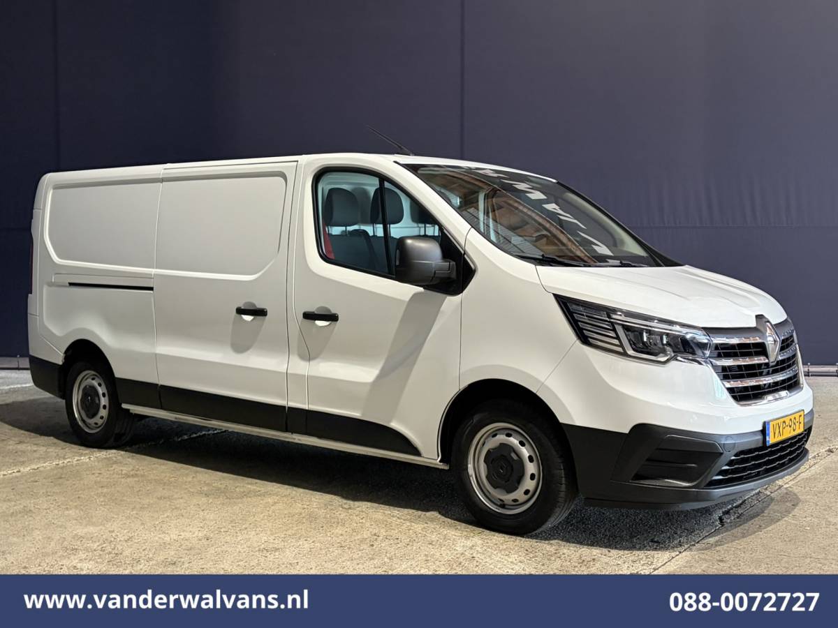 Renault Trafic Renault Trafic 2.0 Blue dCi 130pk L2H1 Euro6 Airco | LED |  2500kg Trekhaak | Cruisecontrol Parkeersensoren, Bijrijdersbank