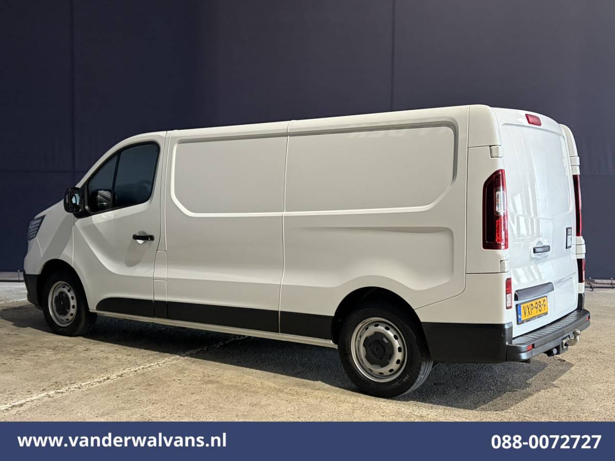 Renault Trafic Renault Trafic 2.0 Blue dCi 130pk L2H1 Euro6 Airco | LED |  2500kg Trekhaak | Cruisecontrol Parkeersensoren, Bijrijdersbank
