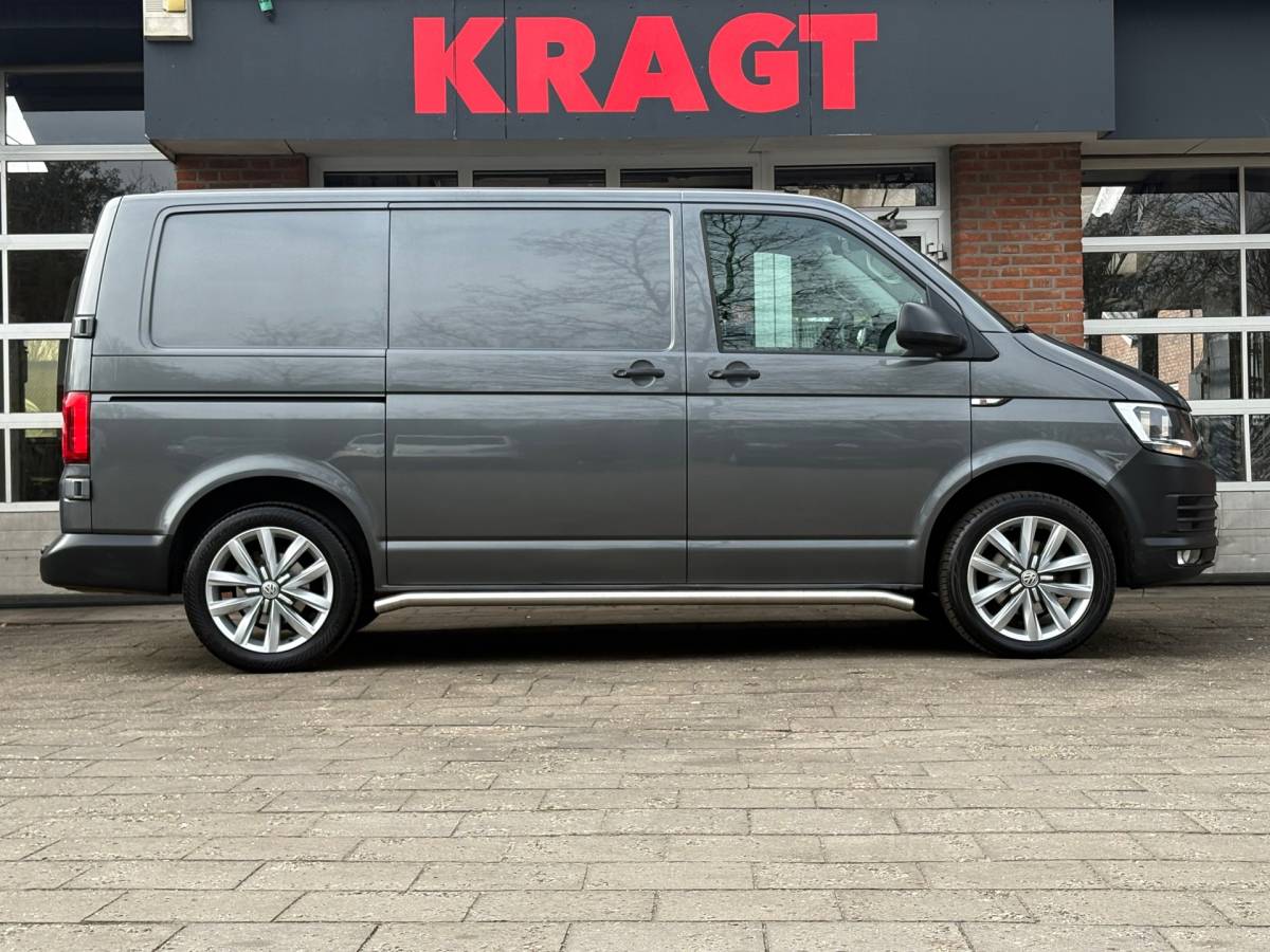 Volkswagen Transporter Volkswagen Transporter 2.0 TDI L1H1 HIGHLINE DSG AUTOMAAT, EURO6, Distr. vv, ORIG Nederlands, lederen bekleding, Navi, Cruise
