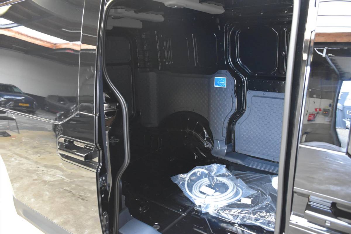 Kia PV5 Kia Pv5 Cargo 71,2 kWh 163pk L2H1 ELITE NIEUW