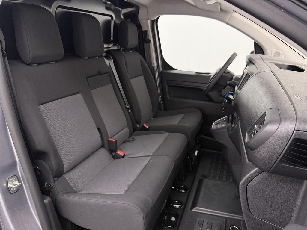 Opel Vivaro-e Opel Vivaro Electric L3 75 kWh Automaat Winterpakket/Ecc/Nav/Camera Nieuwe bus !