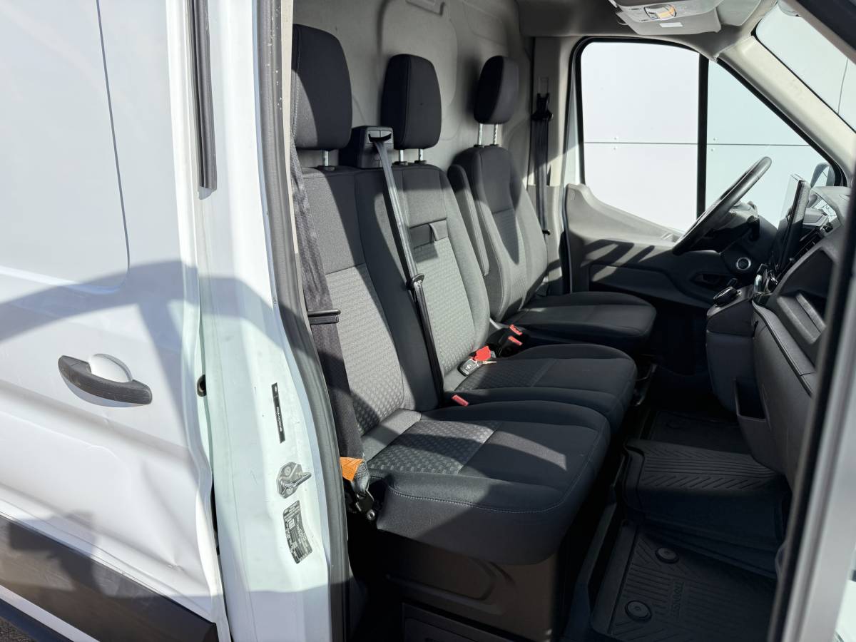Ford E-Transit Ford e-Transit e-Transit 68kWh 184PK