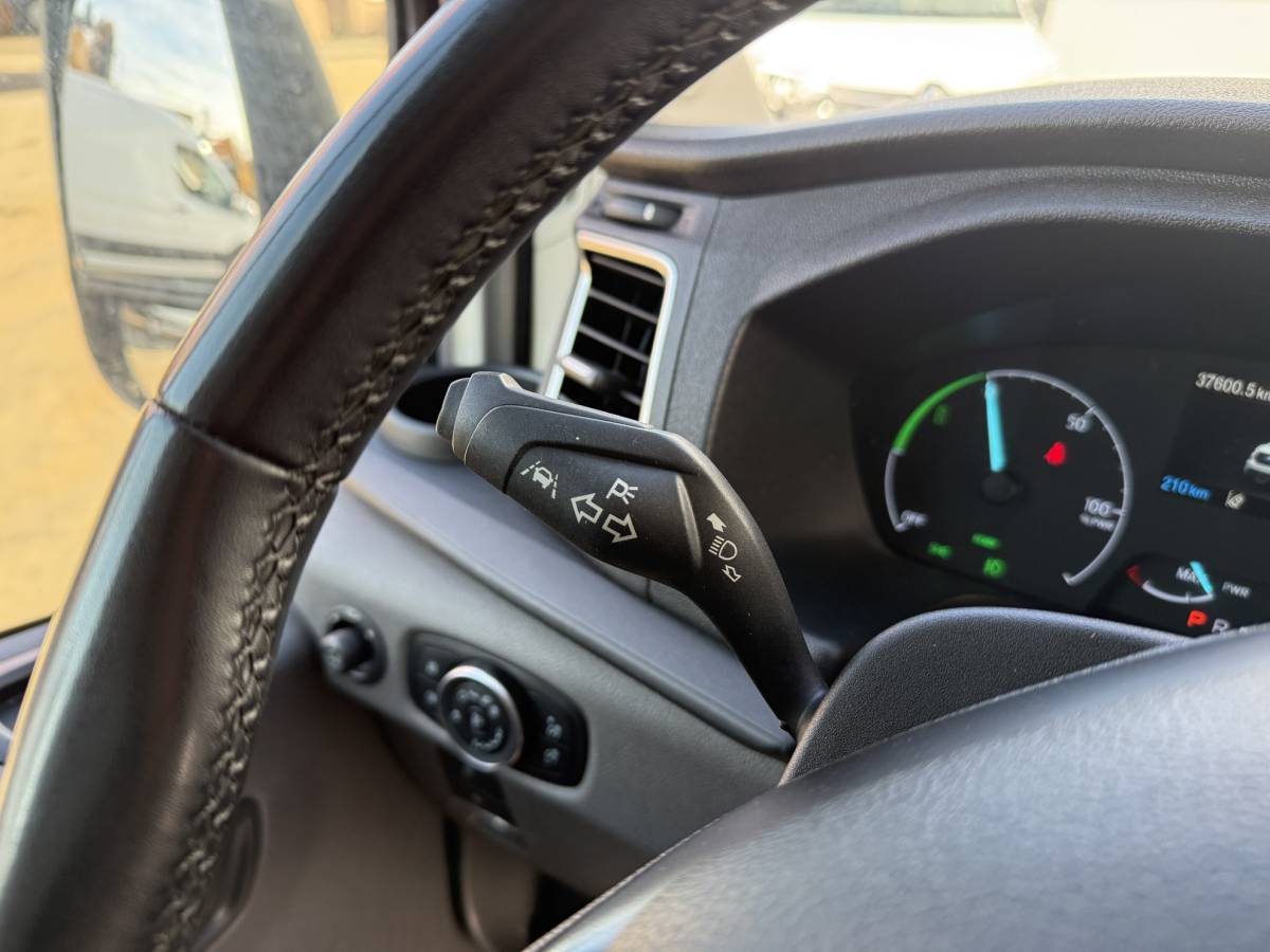 Ford E-Transit Ford e-Transit e-Transit 68kWh 184PK