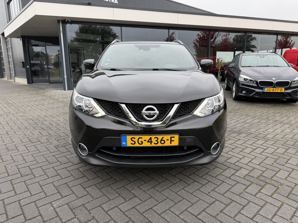 Nissan QASHQAI Nissan Qashqai 1.6 Tekna 17″