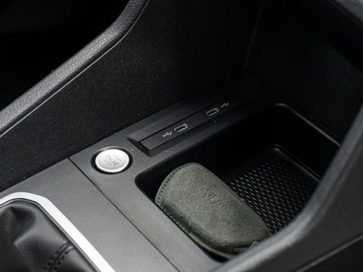 Volkswagen Caddy Volkswagen Caddy Cargo 2.0 TDI 1st Edition LED VirtCP Keyless