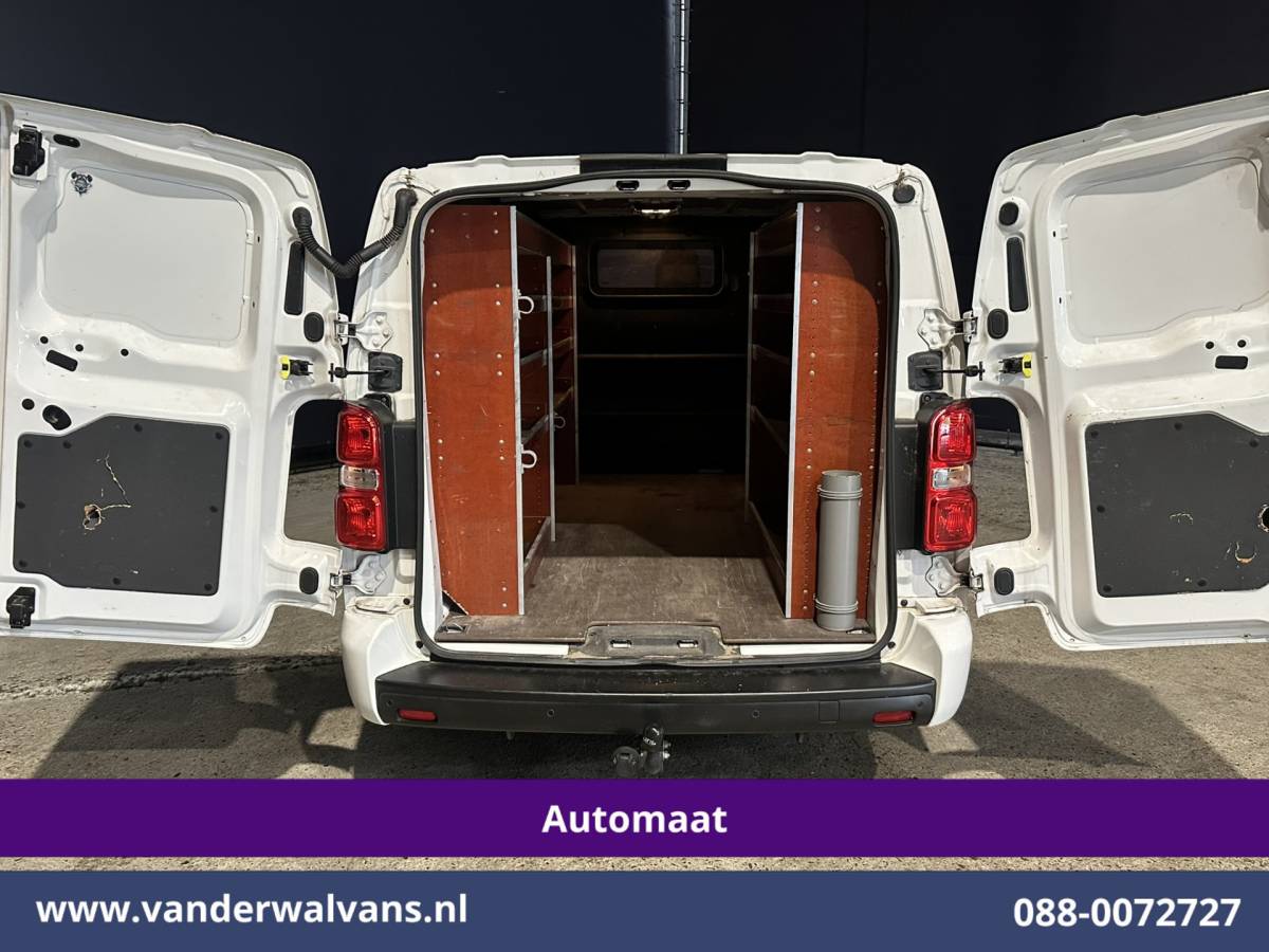 Opel Vivaro Opel Vivaro 2.0 CDTI 177pk Automaat L3H1 Inrichting Euro6 Airco | Camera | Navigatie | Apple Carplay | LM Velgen | Leder Android Auto, Cruisecontrol, 2500kg Trekhaak, Parkeersensoren, Bijrijdersbank