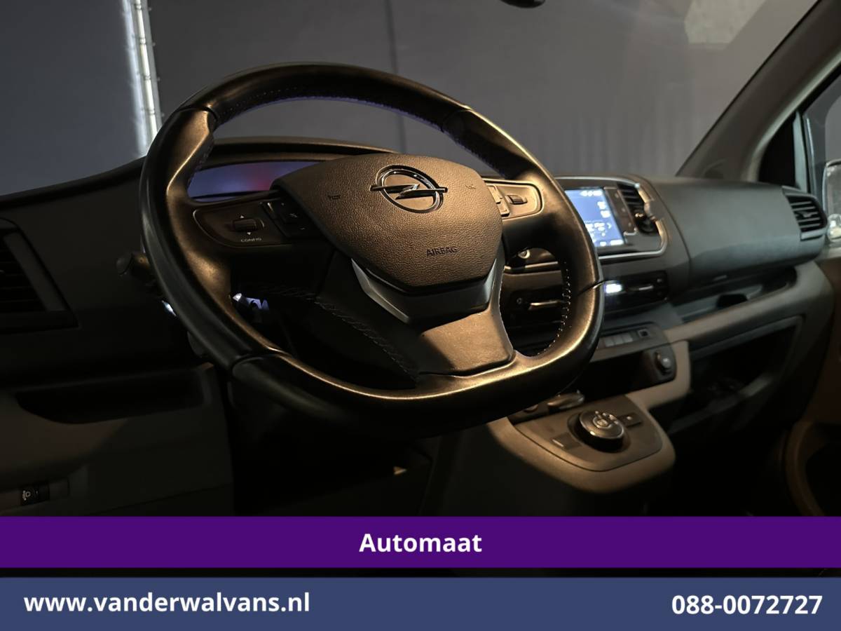 Opel Vivaro Opel Vivaro 2.0 CDTI 177pk Automaat L3H1 Inrichting Euro6 Airco | Camera | Navigatie | Apple Carplay | LM Velgen | Leder Android Auto, Cruisecontrol, 2500kg Trekhaak, Parkeersensoren, Bijrijdersbank