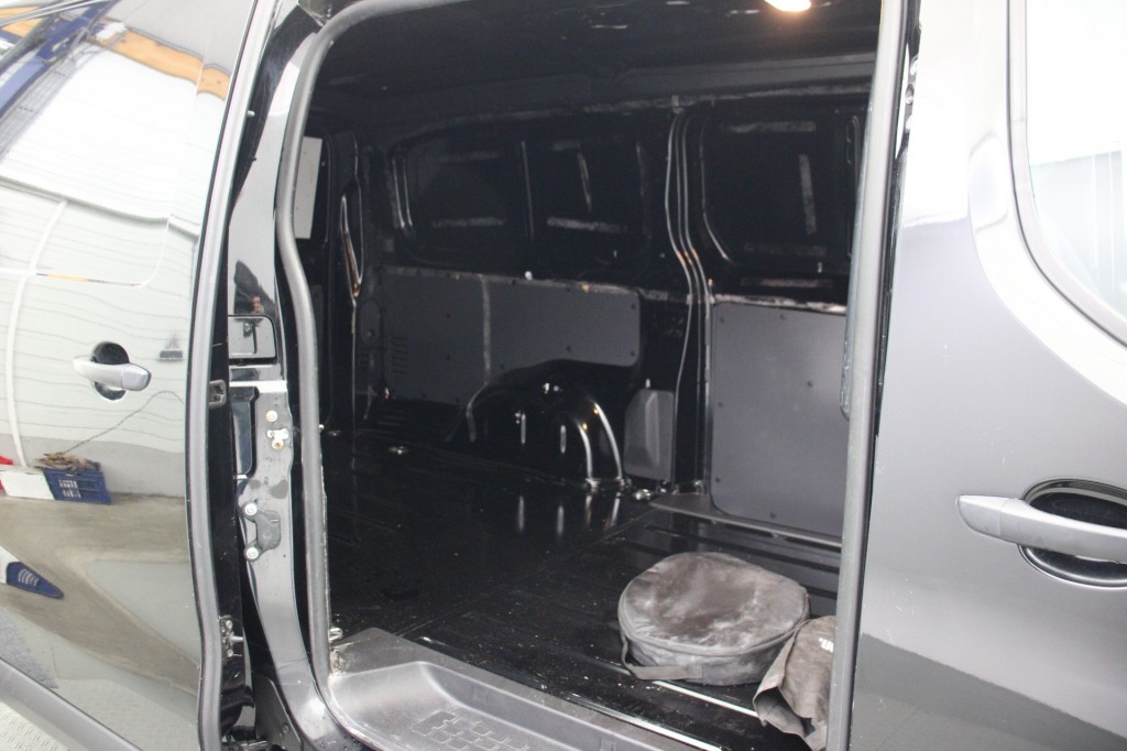 Toyota ProAce Toyota Proace Electric Worker L2H1 Live Extra Range Long 75 kWh – Trekhaak, Carplay, navi