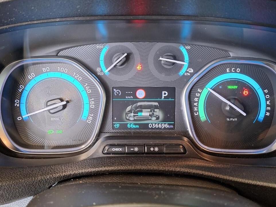 Opel Vivaro-e Opel Vivaro-e L2H1 Edition 50 kWh CARPLAY ACHTERUITRIJCAMERA