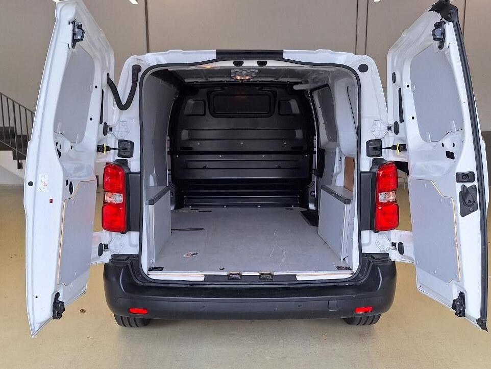 Opel Vivaro-e Opel Vivaro-e L2H1 Edition 50 kWh CARPLAY ACHTERUITRIJCAMERA