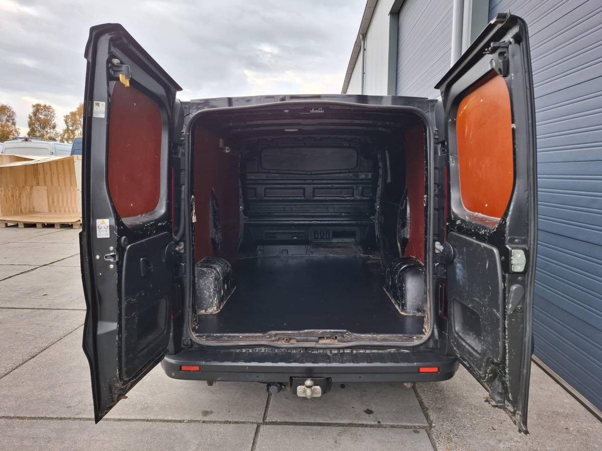 Fiat Talento Fiat Talento 2.0 MultiJet L1H1 Basis AIRCO / CRUISE CONTROLE / TREKHAAK / EURO 6 / 3 ZITS