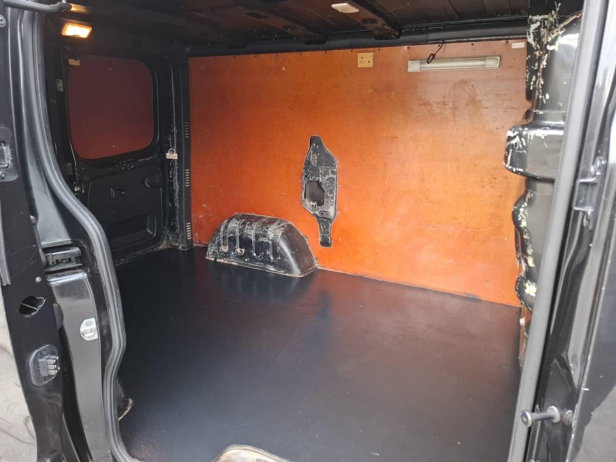 Fiat Talento Fiat Talento 2.0 MultiJet L1H1 Basis AIRCO / CRUISE CONTROLE / TREKHAAK / EURO 6 / 3 ZITS